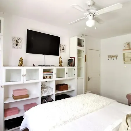 別荘 Detached First Class Vacation Home In Well Maintained Community In Uga