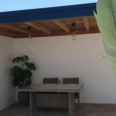 Detached First Class Vacation Home In Well Maintained Community In Uga 別荘 Uga